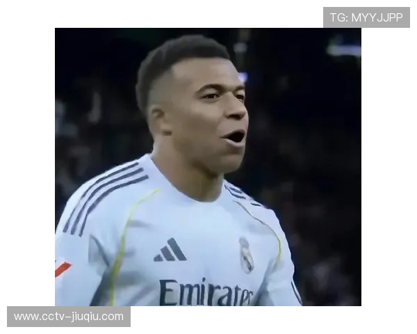 姆巴佩左膝扭伤缺阵三周，恐错过欧冠关键战役